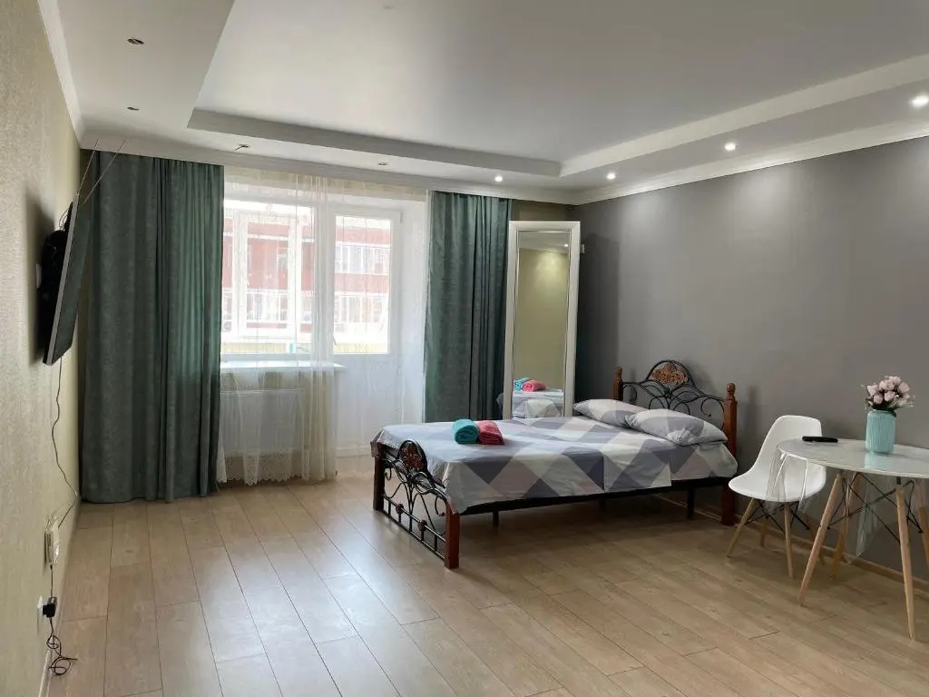 Павлодар: Apartamenty v tsentre goroda v novom dome