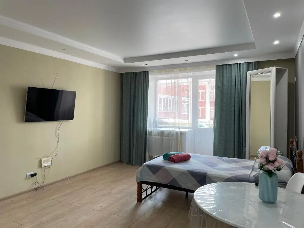 Павлодар: Apartamenty v tsentre goroda v novom dome