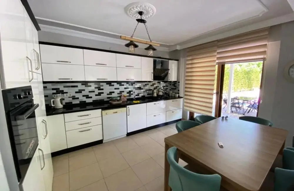 Сакарья: Astonishing Villa With Private Pool and Jacuzzi Surrounded by Nature in Sapanca