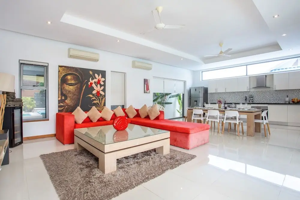 Муанг: Modern 4BR Pool Villa Virginie Naiharn