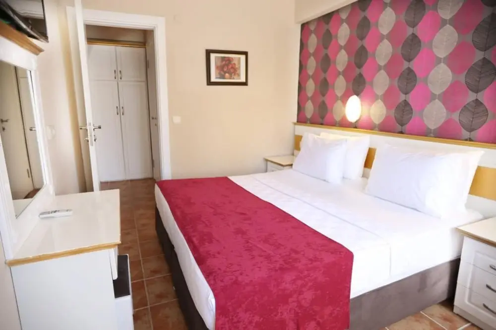 Comfortable Family Room With Balcony With Access to Private Beach in Marmaris — фото 1