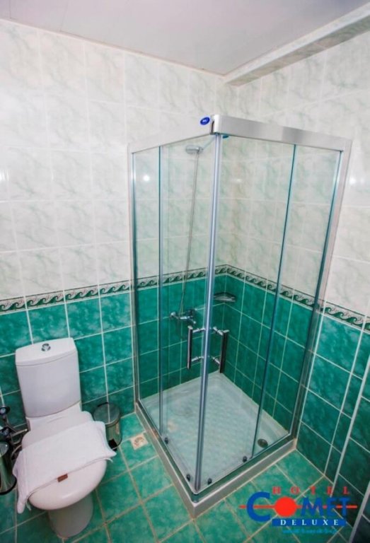Мармарис: Comfortable Family Room With Balcony With Access to Private Beach in Marmaris