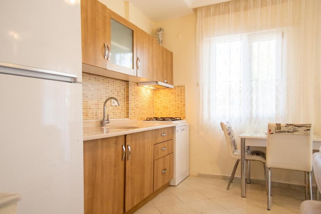 Чешме: Lovely Flat With Balcony In Cesme Close To Sea