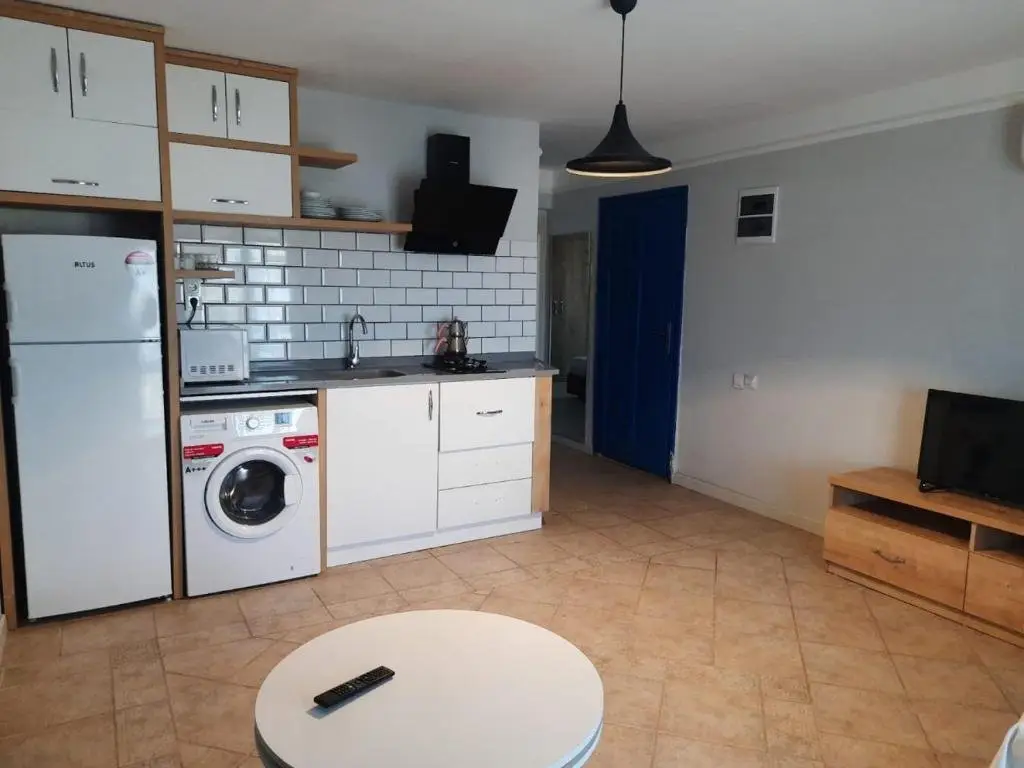Чешме: Mesmerizing Flat With Shared Pool In Cesme
