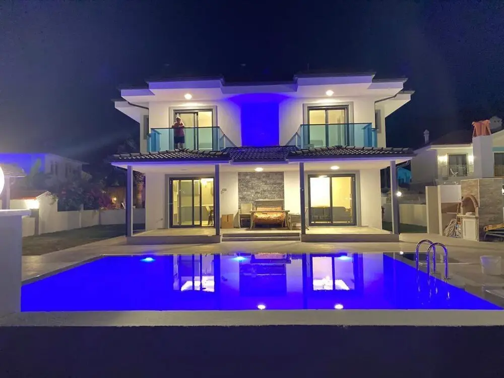 Immaculate 4-bed Villa in Dalyan — фото 1