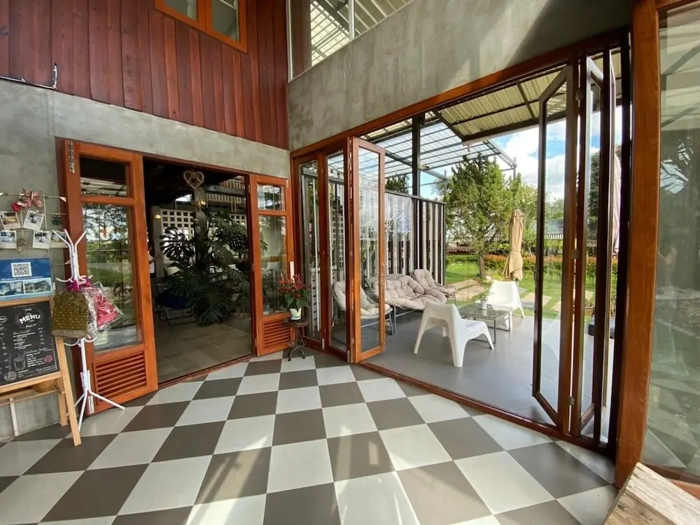 Нам Нао: Lux Homestay