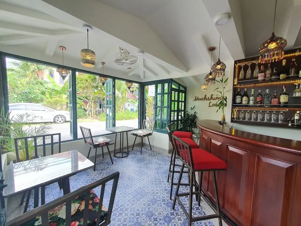 Тхаланг: Baan Muchshima Hostel Phuket