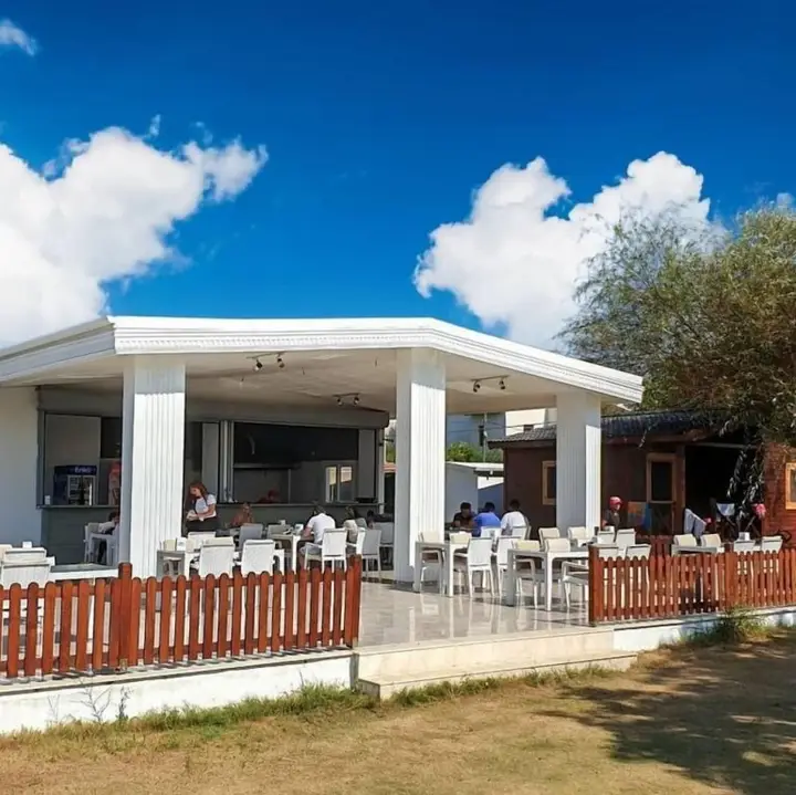 Измир: Okeanos Beach Bungalow