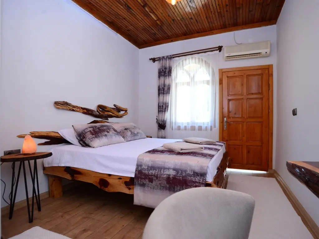 Якакой: Tlos Butik Otel