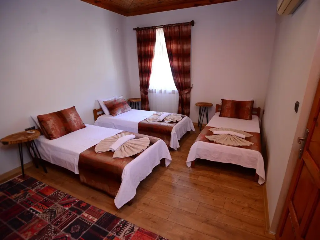Якакой: Tlos Butik Otel