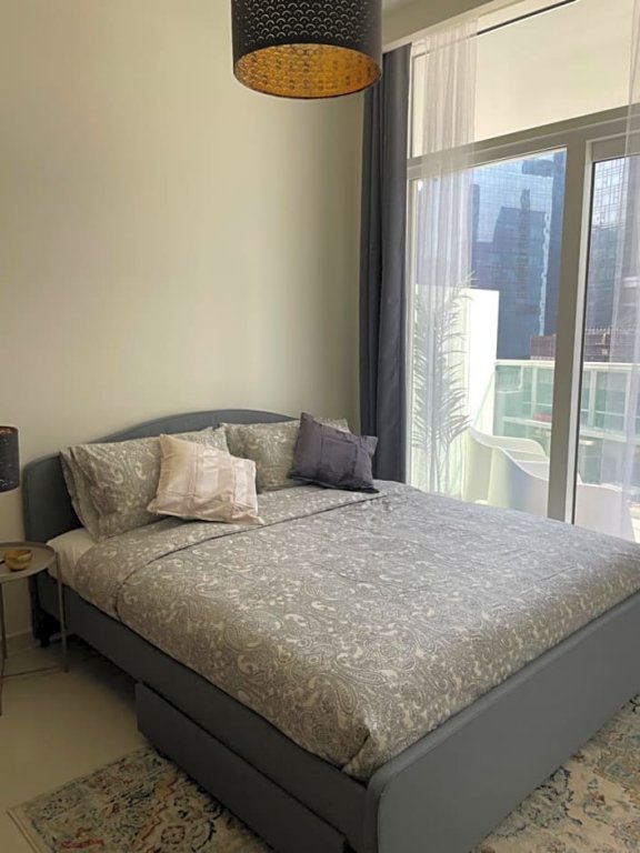 Дубай: Reva Aparthotel next Burj Khalifa