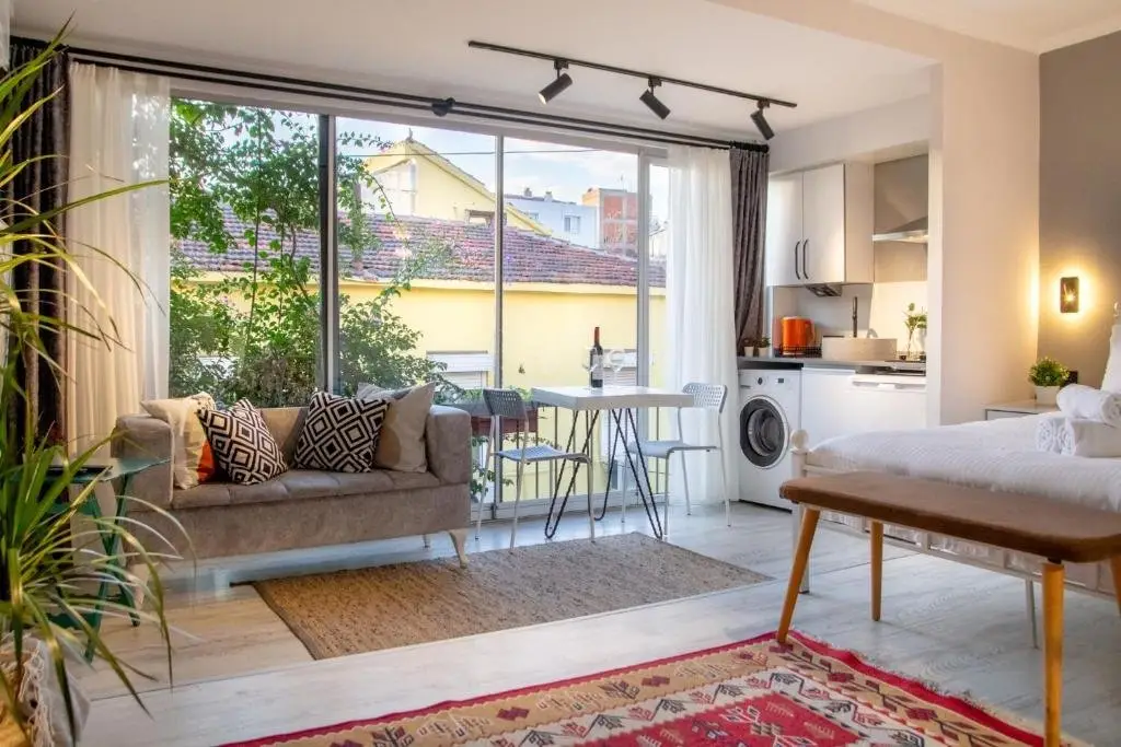 Invigorating Studio Flat Near Kordon In Alsancak — фото 1