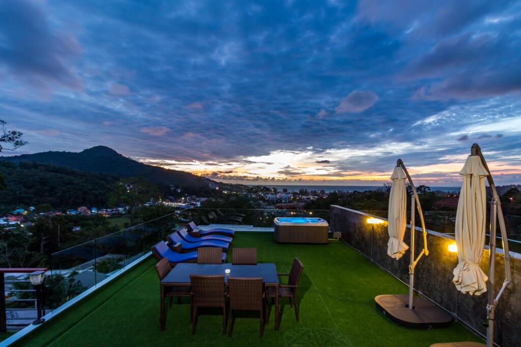 Кату: Kamala Sea View villa with private pool and rooftop jacuzzi