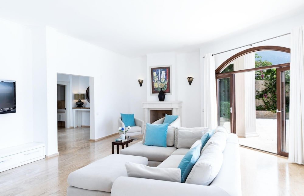 Korsan Guney In Kalkan Belediyesi — фото 1