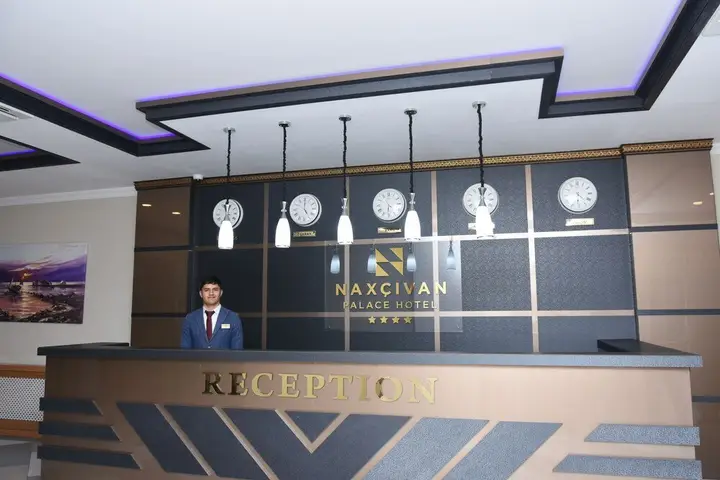 Нахичевань: Naxçıvan Palace Hotel