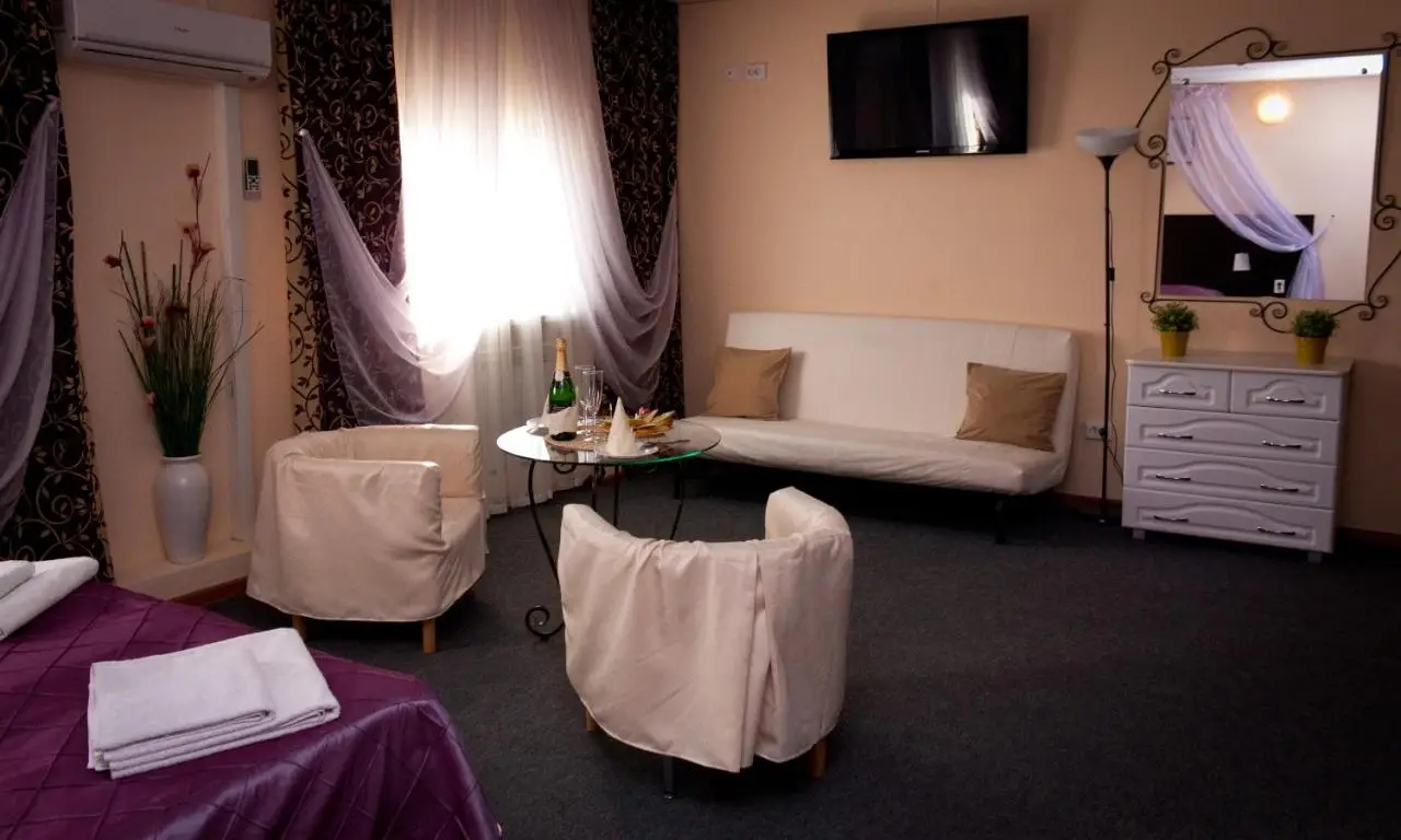 Ульяновск: Hotel Abazhur-ZURO