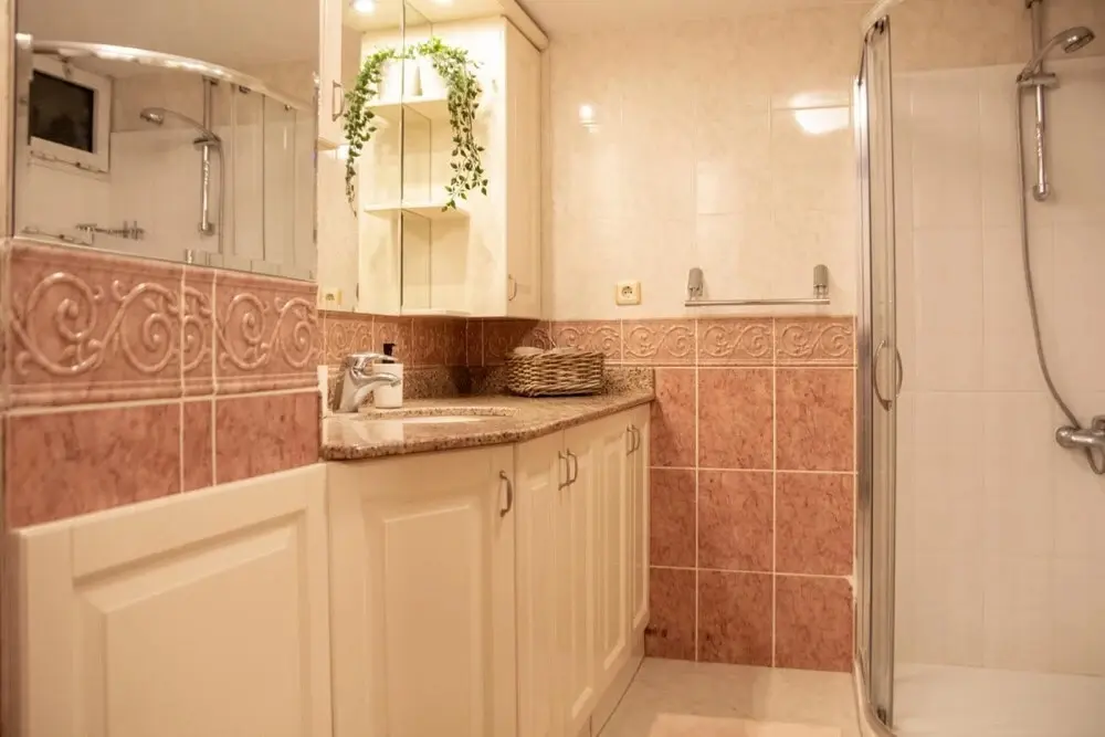 Измир: Missafir Flat Near Karsiyaka Coast in Karsiyaka