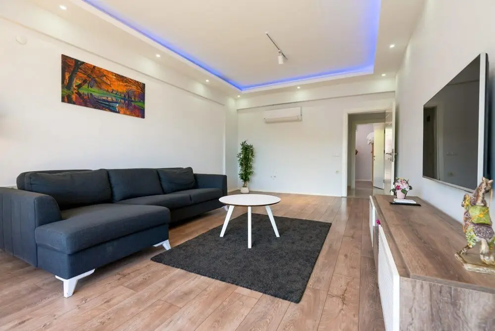 Modern Flat Near Public Transportation in Kemer — фото 1