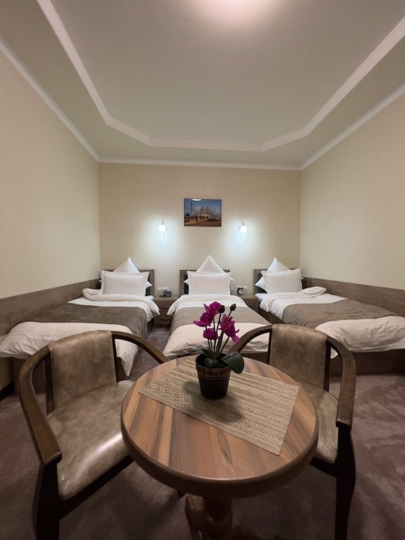 Ташкент: Khan Palace Hotel