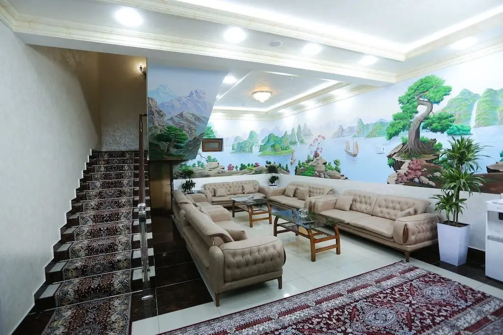 Khan Palace Hotel — фото 1