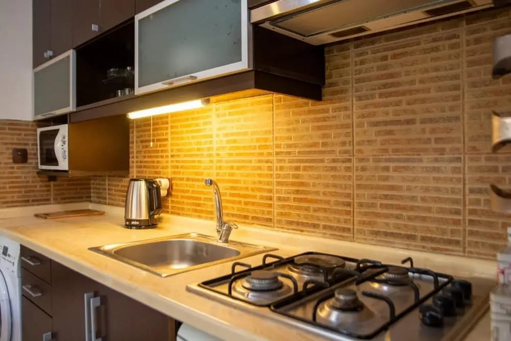 Измир: Pleasant and Central Flat With Balcony in Alsancak
