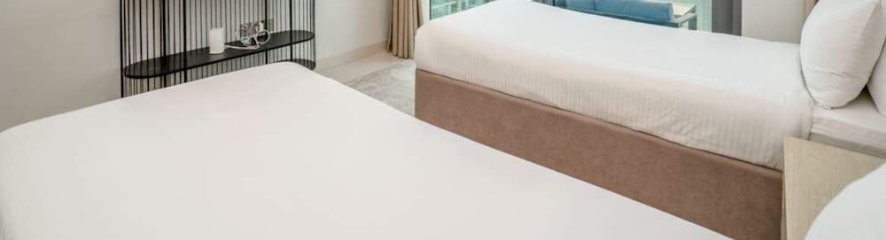 Дубай: Homesgetaway- 2BR in Beach Vista Tower 2