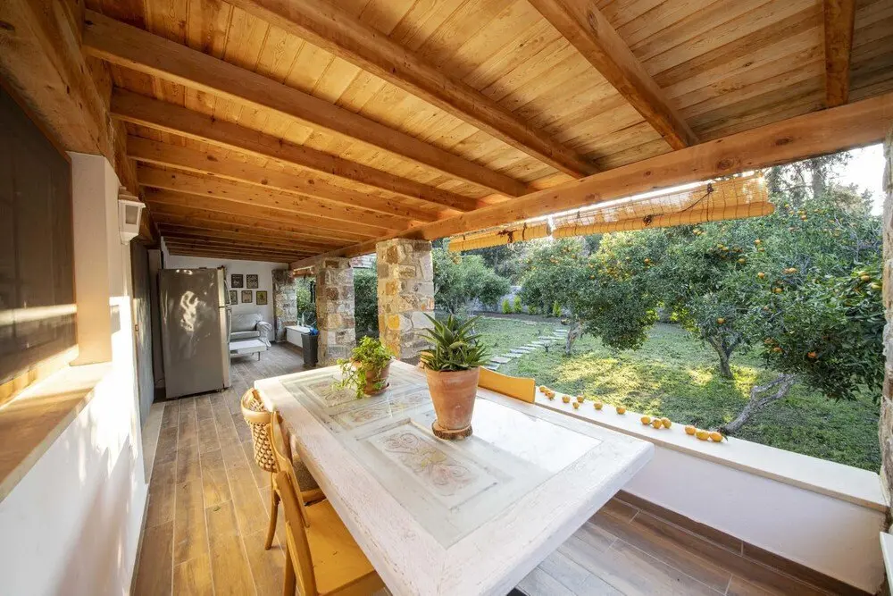 Гюмюшлюк: Invigorating Home Surrounded by Nature in Gumusluk
