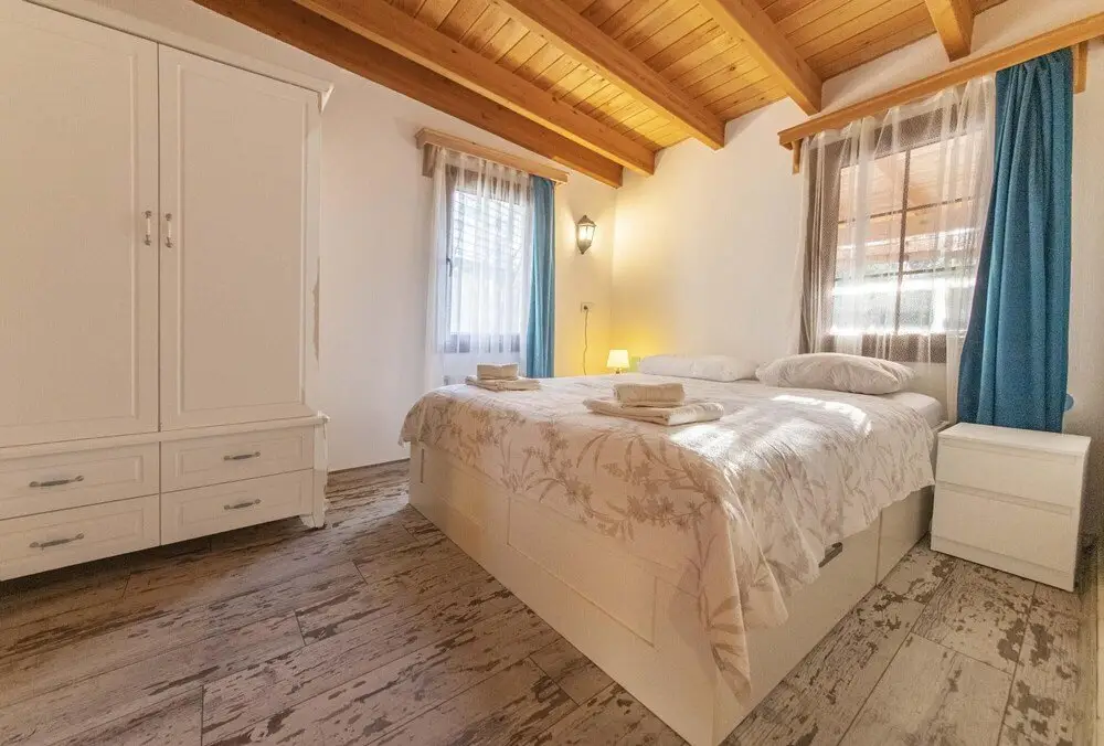 Гюмюшлюк: Invigorating Home Surrounded by Nature in Gumusluk