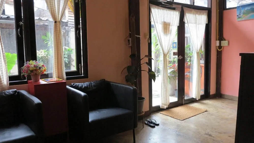 Бангкок: Non House Hostel