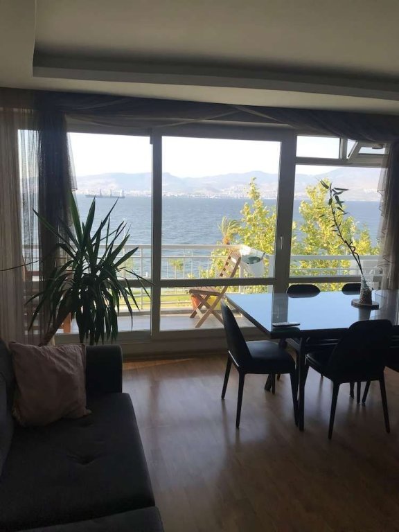 Измир: Syonte Lift Apartment