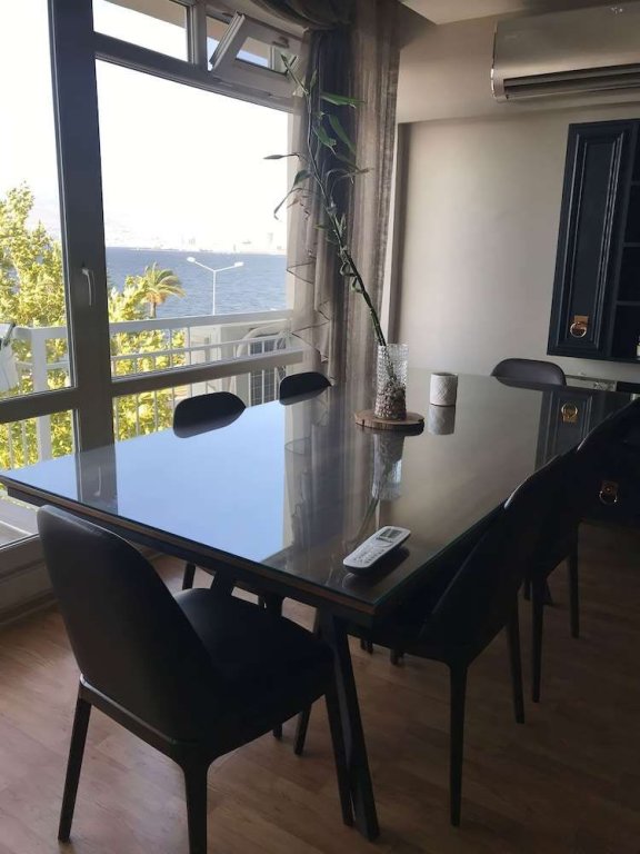 Измир: Syonte Lift Apartment