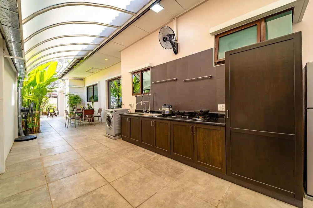 Хуахин: 3 BR Pool Villa in Great Location BUB