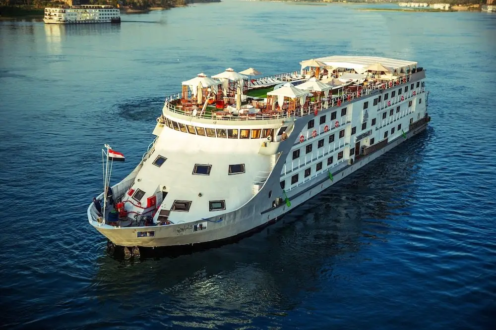 Луксор: Champollion II Nile Cruise