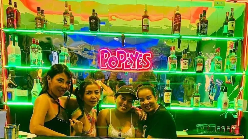 Кату: Popeyes Hostel Coffeeshop and Beer Bar