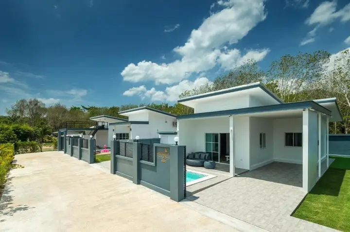 Краби: Lark Pool Villa Krabi