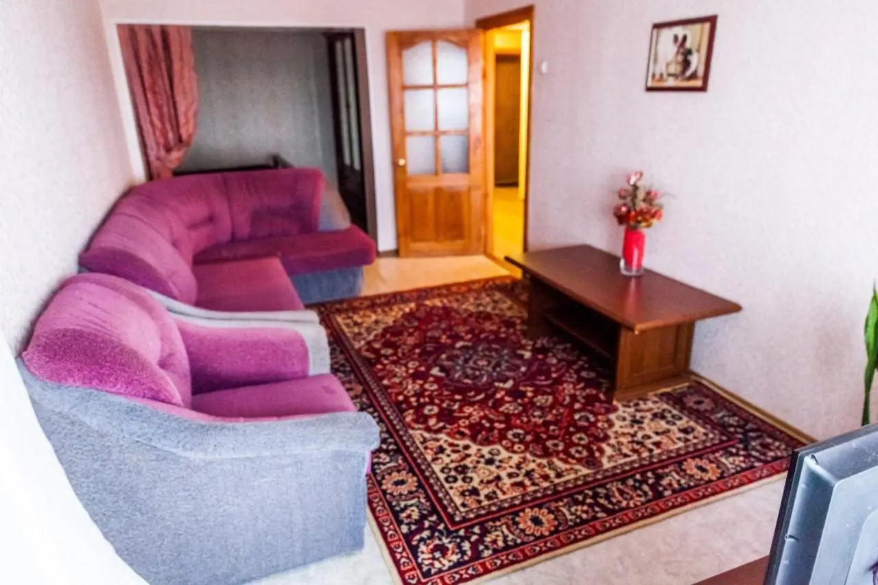 Ульяновск: Apartments on Lenina 93