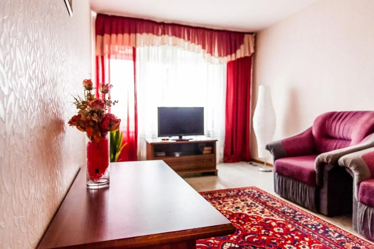 Ульяновск: Apartments on Lenina 93