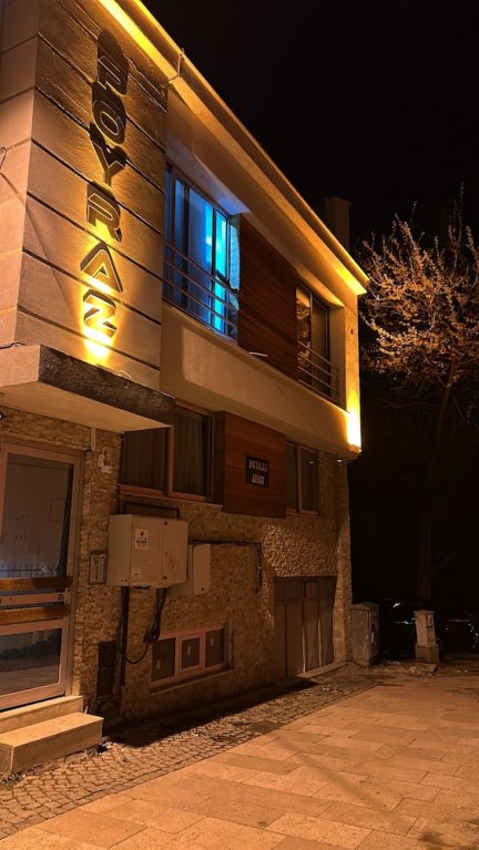 Карахаит: Otto Residence