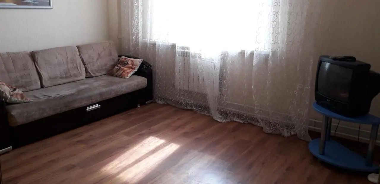 Ульяновск: Через дорогу летное
