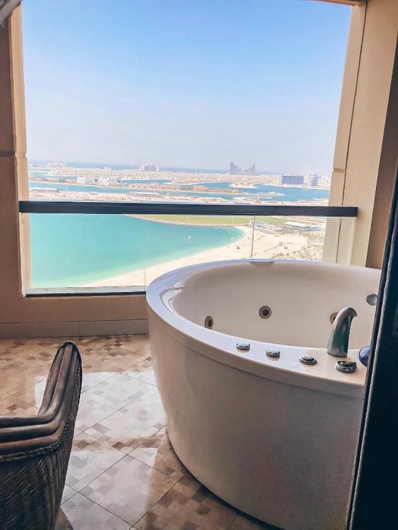 Дубай: JBR Jumeirah beach SADAF6 sea view