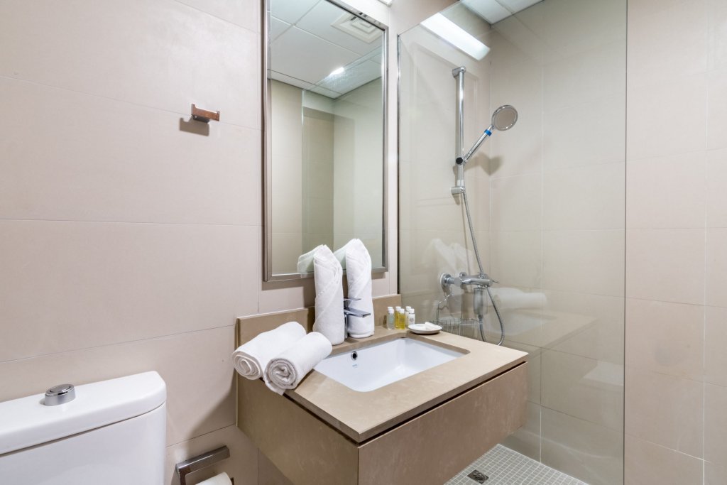 Дубай: Апартаменты Stunning DIFC Studio with Balcony | Gym, Pool