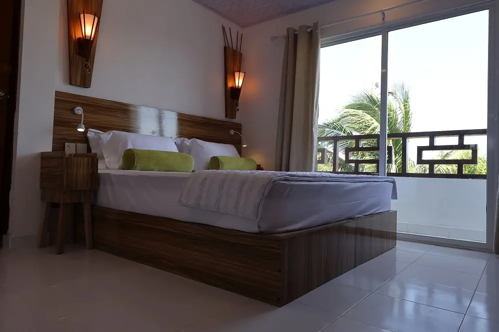 Северный атолл Мале: Гостевой дом Batuta Maldives Fourson
