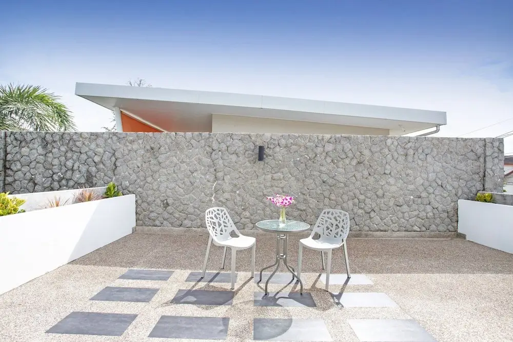 Муанг: Chic and Modern 3BR Pool Villa Kloua