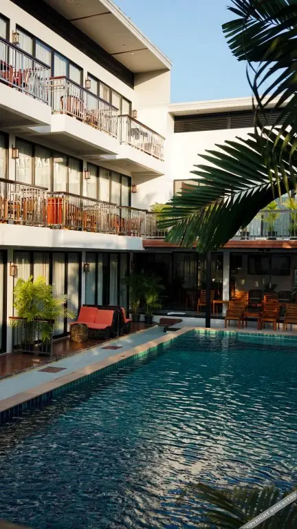 Муанг: Z&Z House