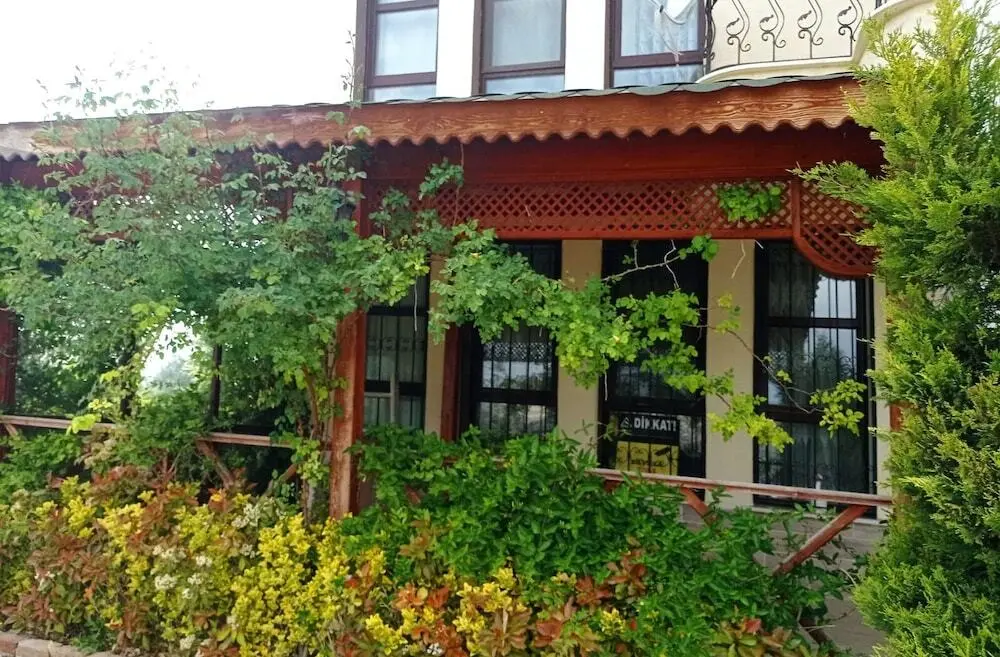 Анкара: Hotelsiz