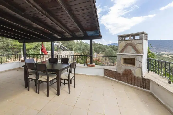 Милас: Splendid Villa Surrounded by Nature Near Milas-bodrum Airport