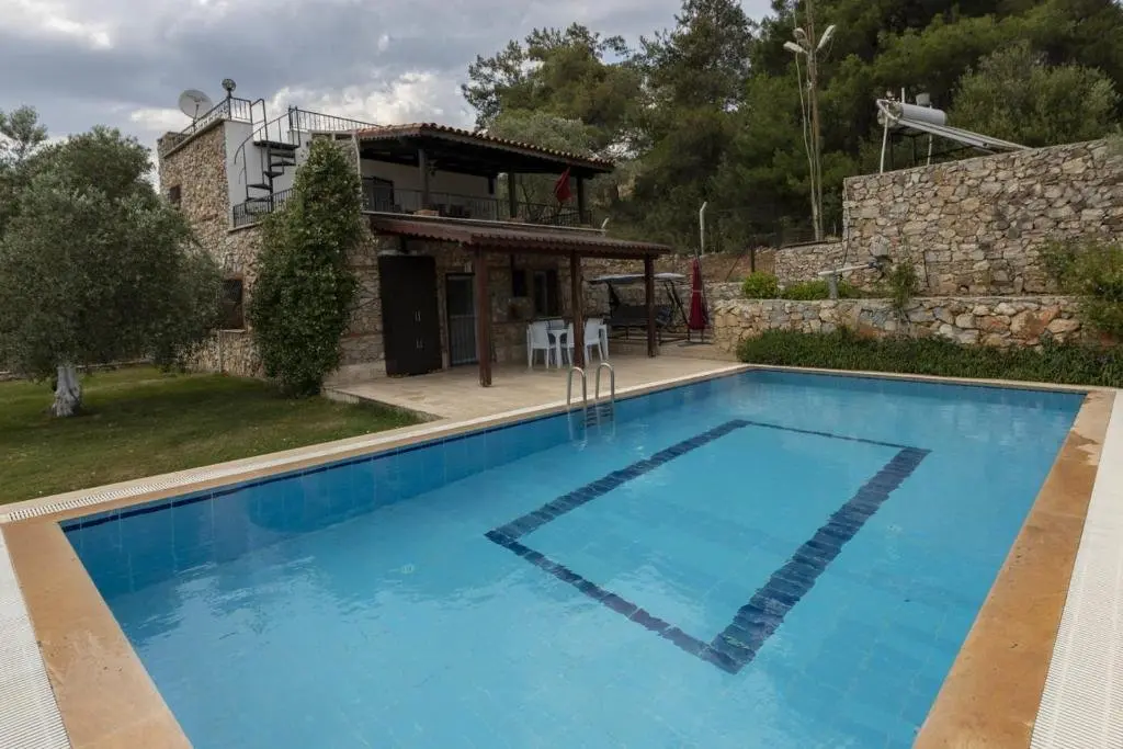 Милас: Splendid Villa Surrounded by Nature Near Milas-bodrum Airport