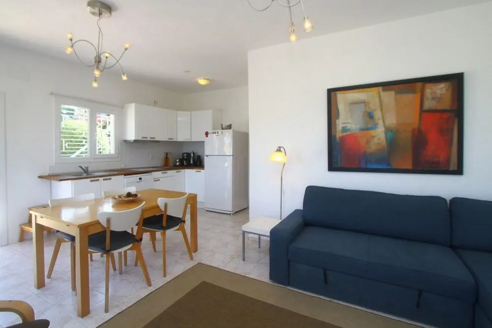 Чешме: Vibrant Flat With Sea View Near Sea In Cesme