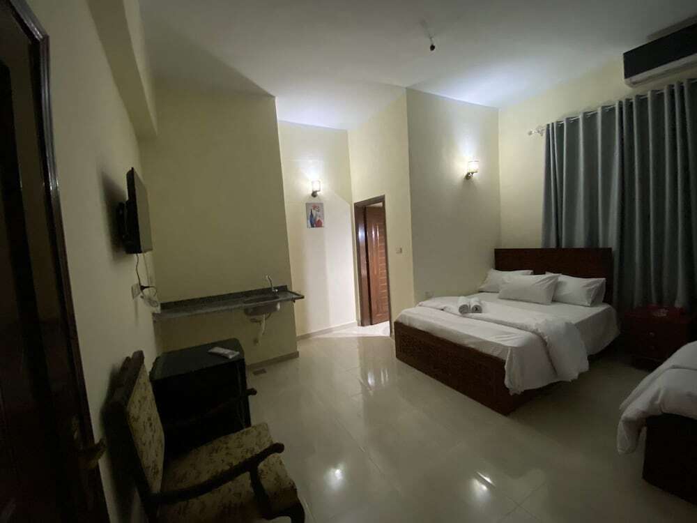Гиза: Sneferu Hotel
