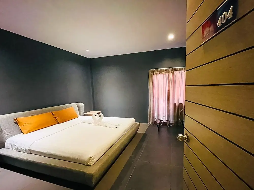 Муанг: Rabbitel Phuket
